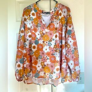 Floral flowy 70s inspired Hippie blouse
